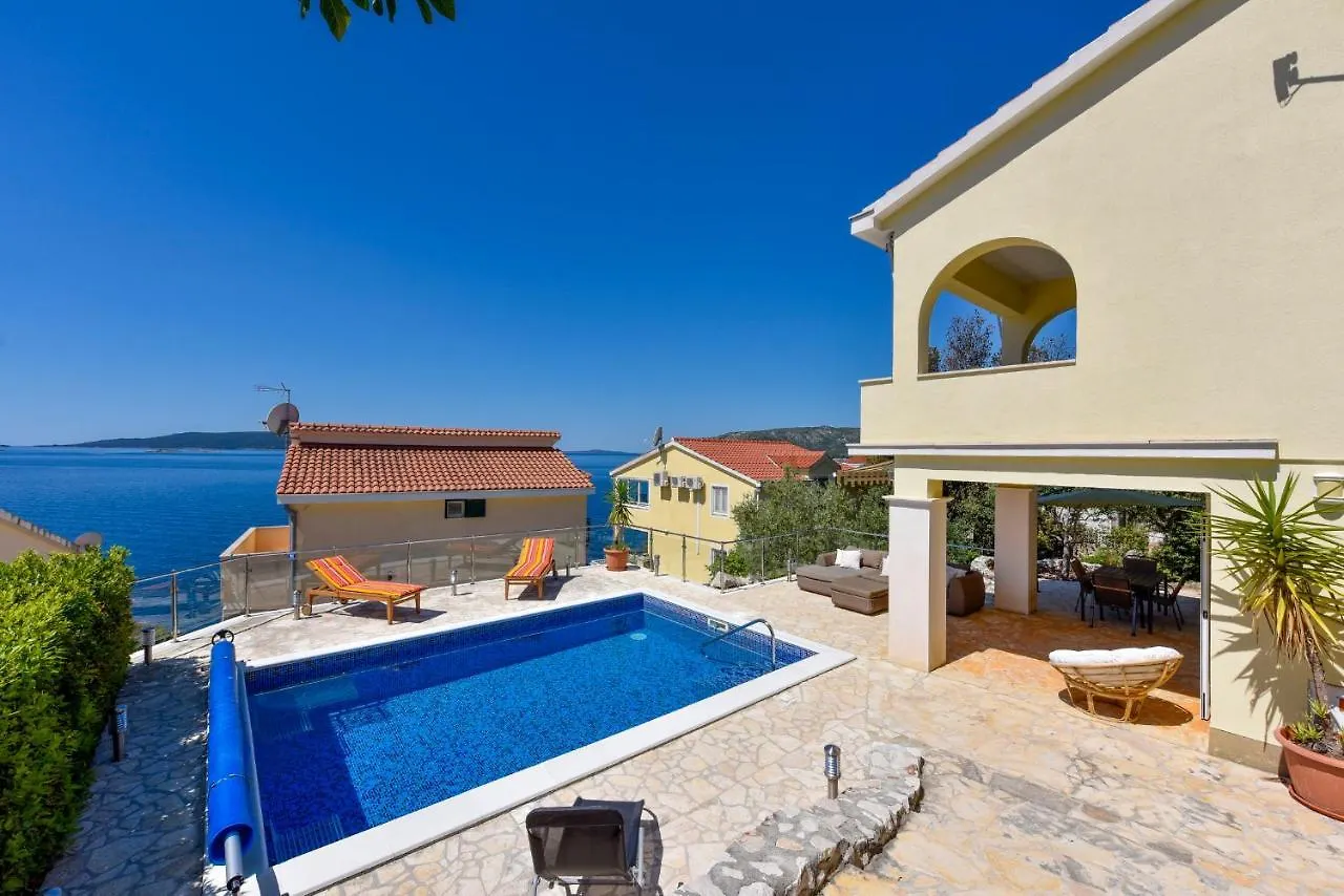 Villa Magdalena Donji Okrug  Croatia